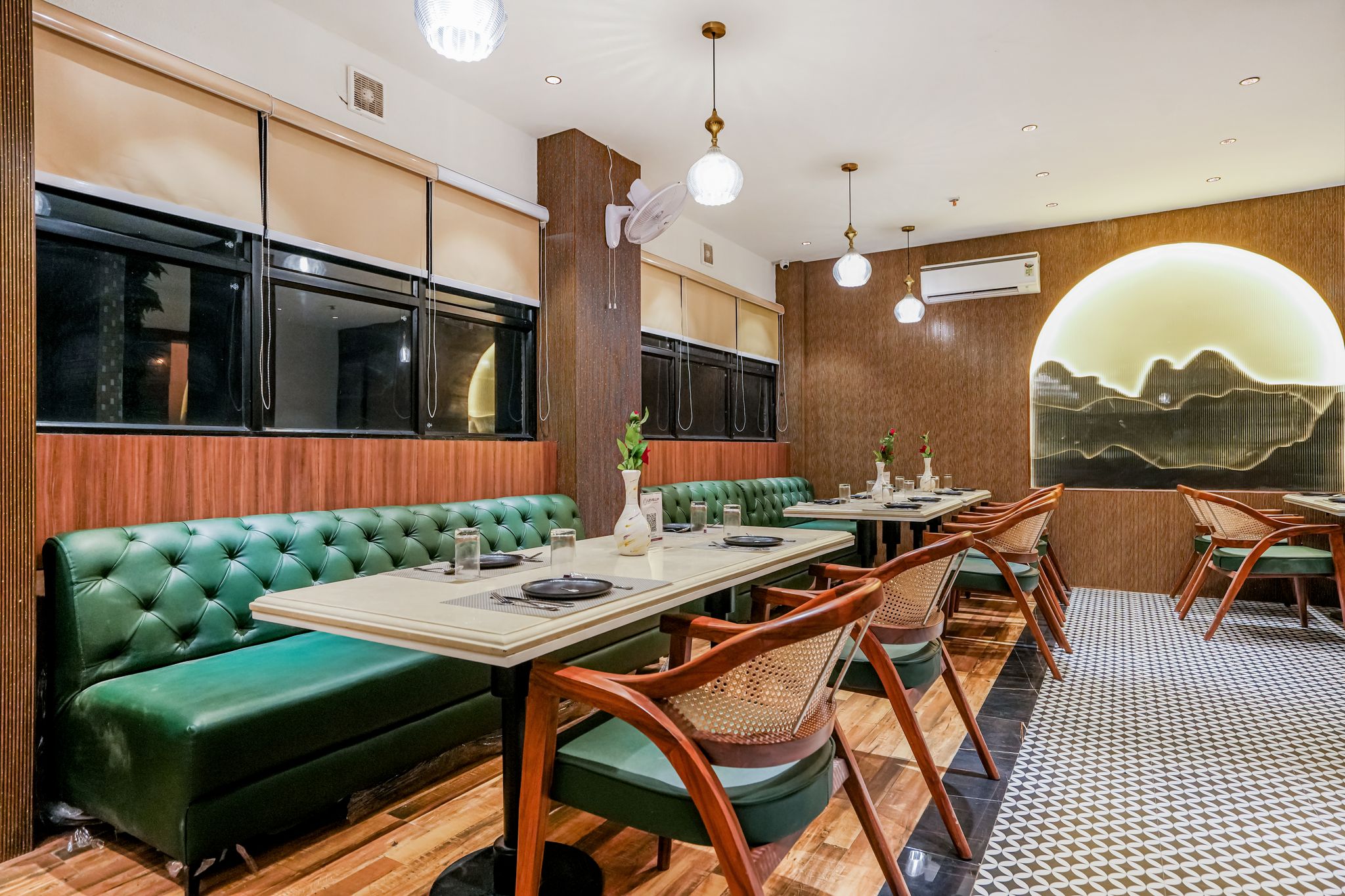 Food & Dining