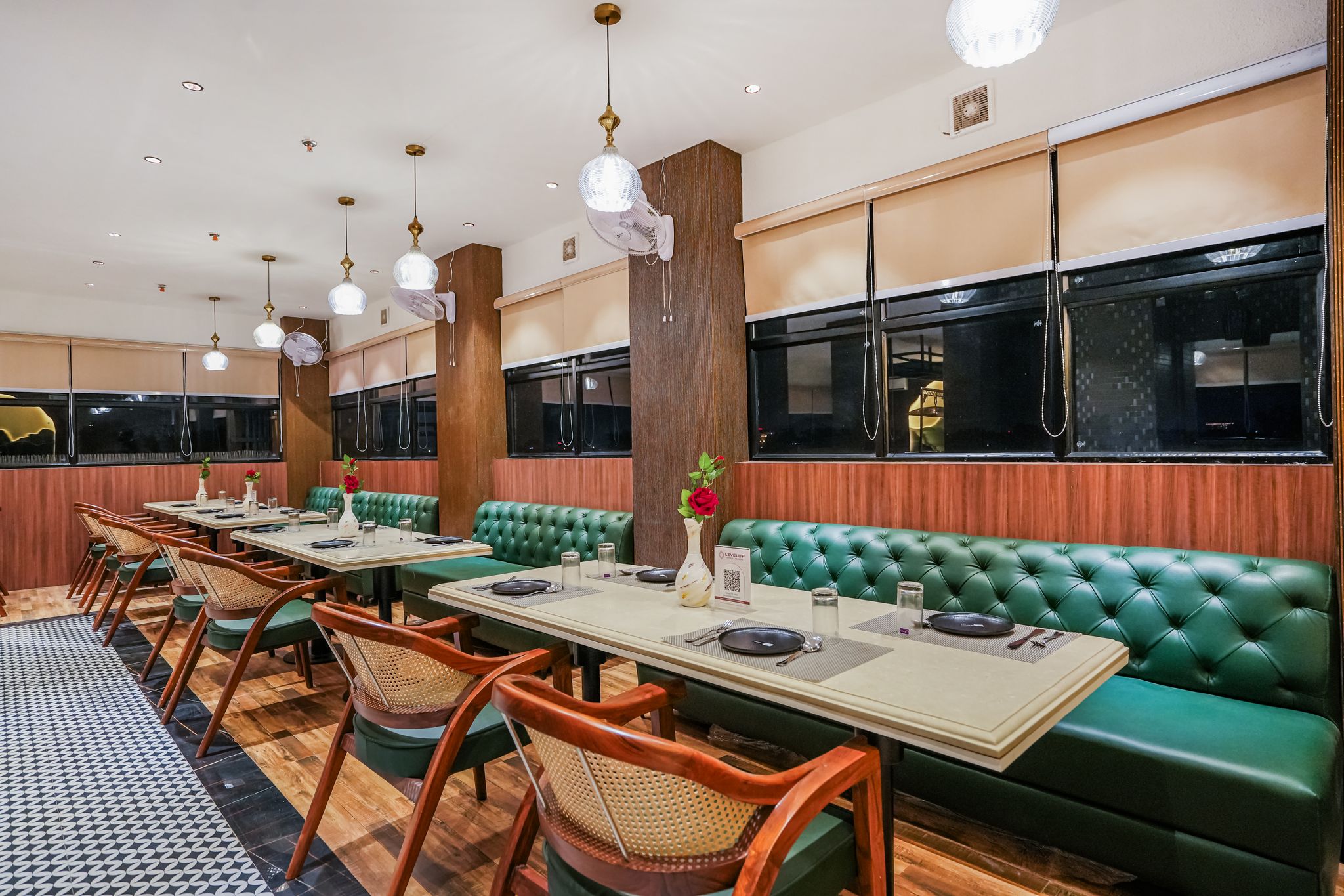 Food & Dining