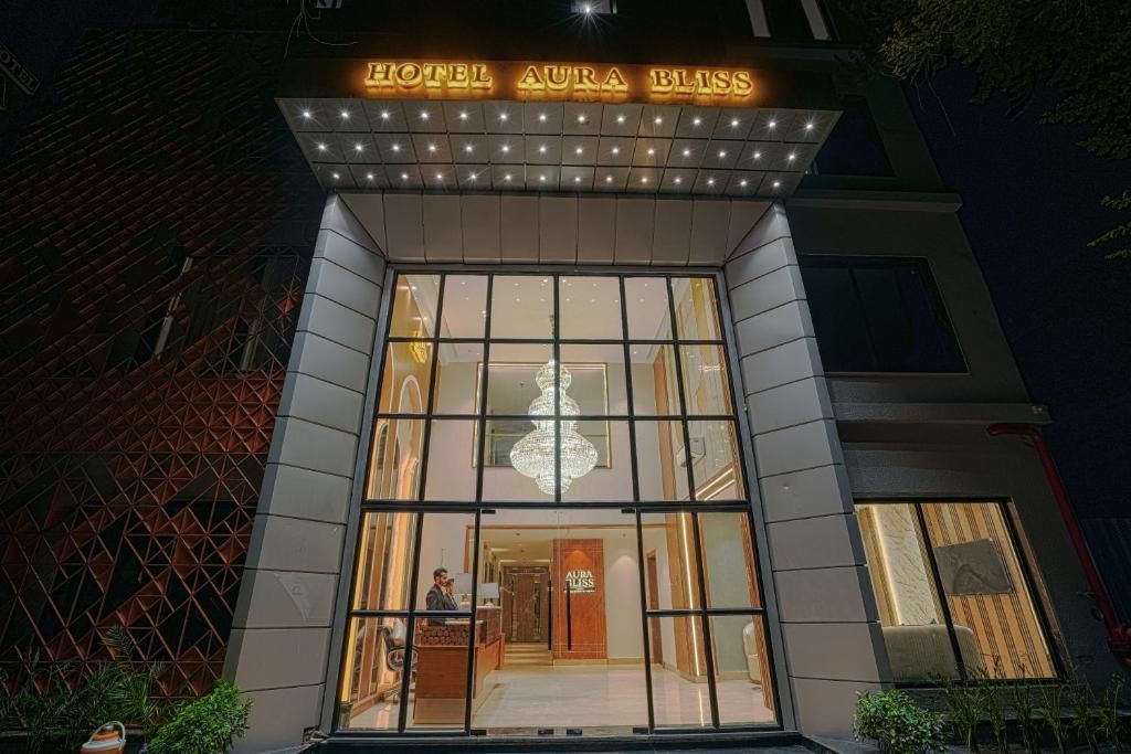Hotel Exterior