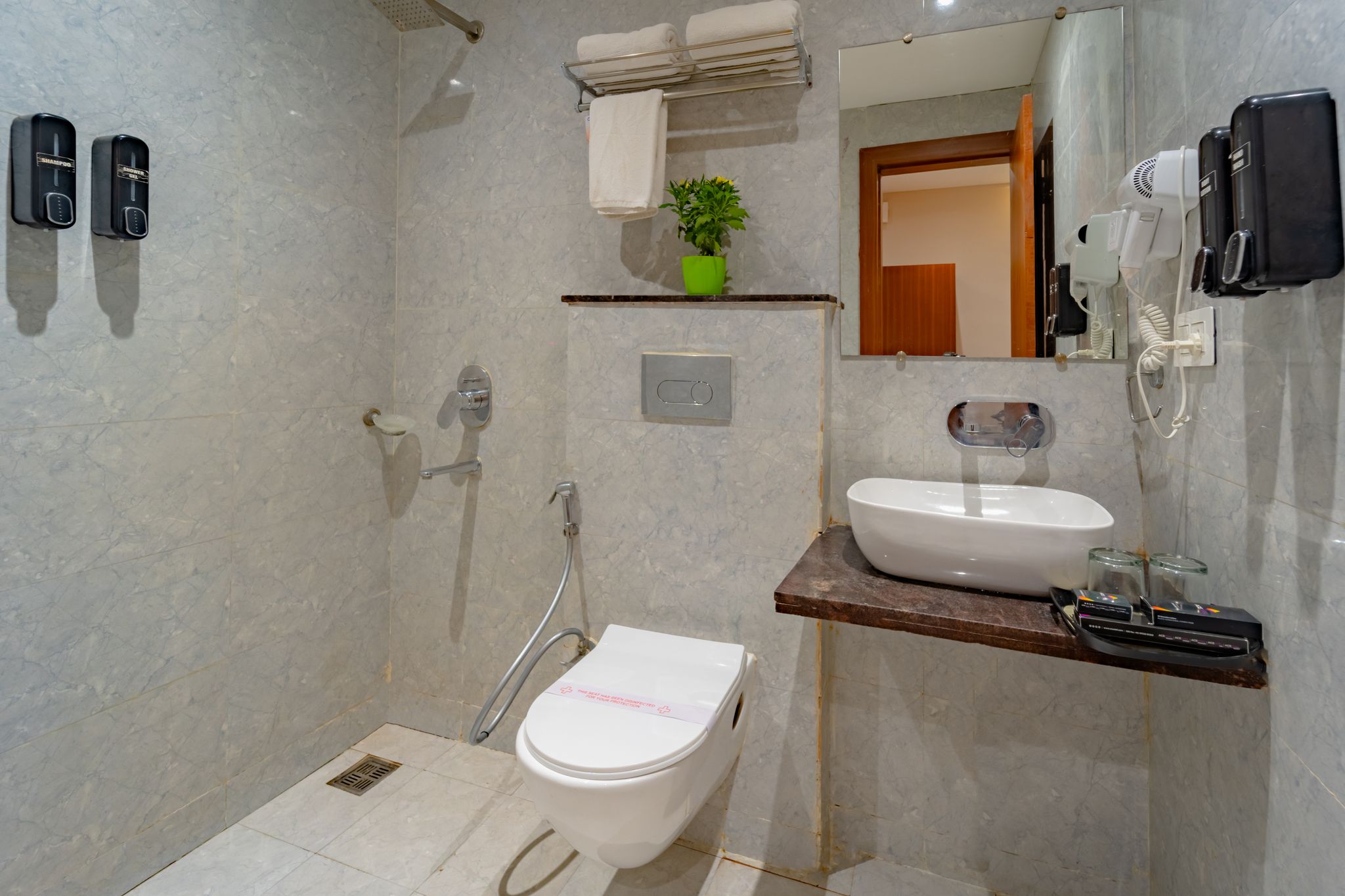 Aceotel Premier, Vijay Nagar Ace Delux Room 12