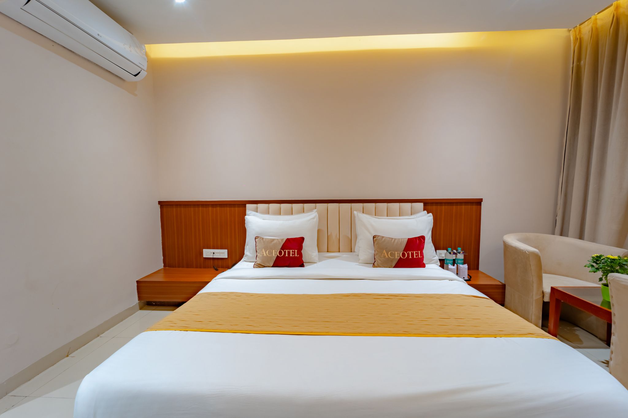 Aceotel Premier, Vijay Nagar Ace Delux Room 11
