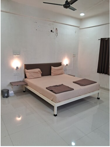 STANDARD NON AC DOUBLE BED