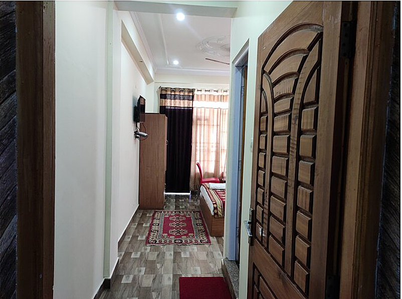Hotel Bhagsu Sarovar Waterfall View with Private Balcony 14