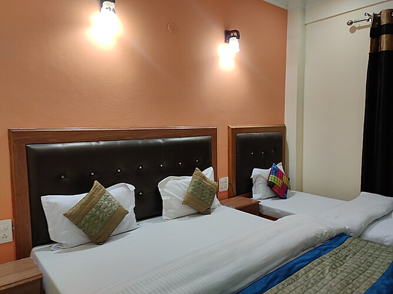 Premium Triple Bed