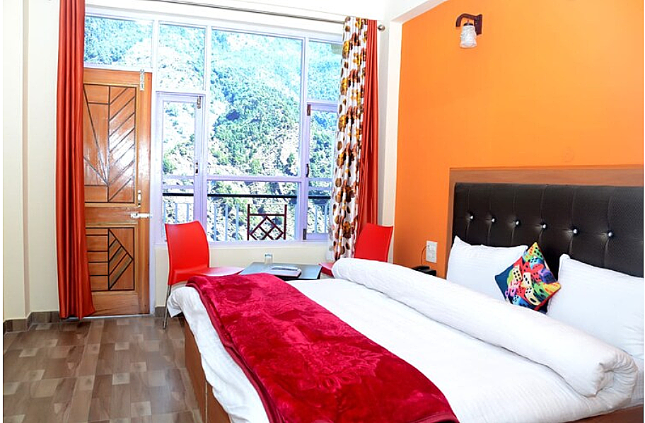 Hotel Bhagsu Sarovar Waterfall View with Private Balcony 2