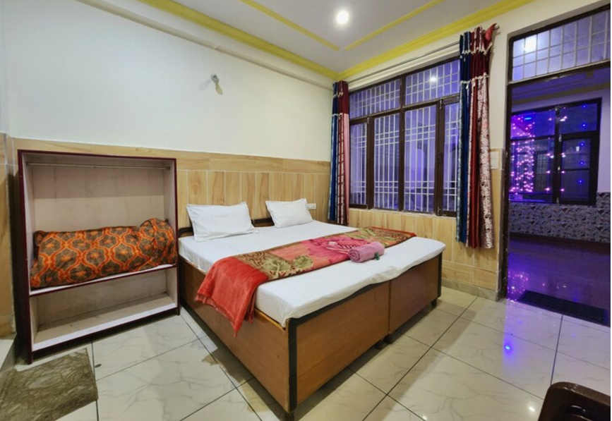 Standard Double Bed Room