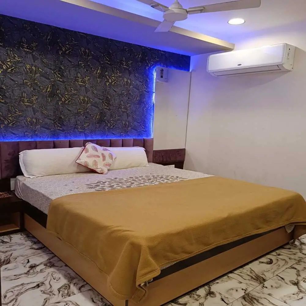 Hotel Shaswat Inn Deluxe AC 5