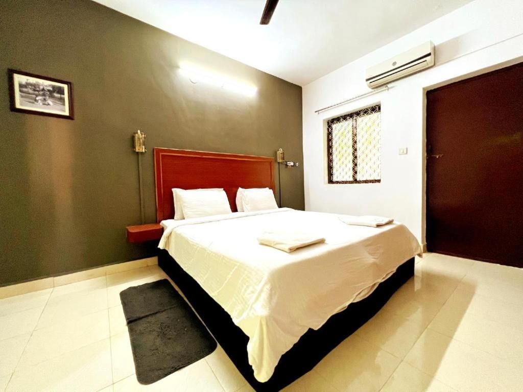 Deluxe Room with Balcony