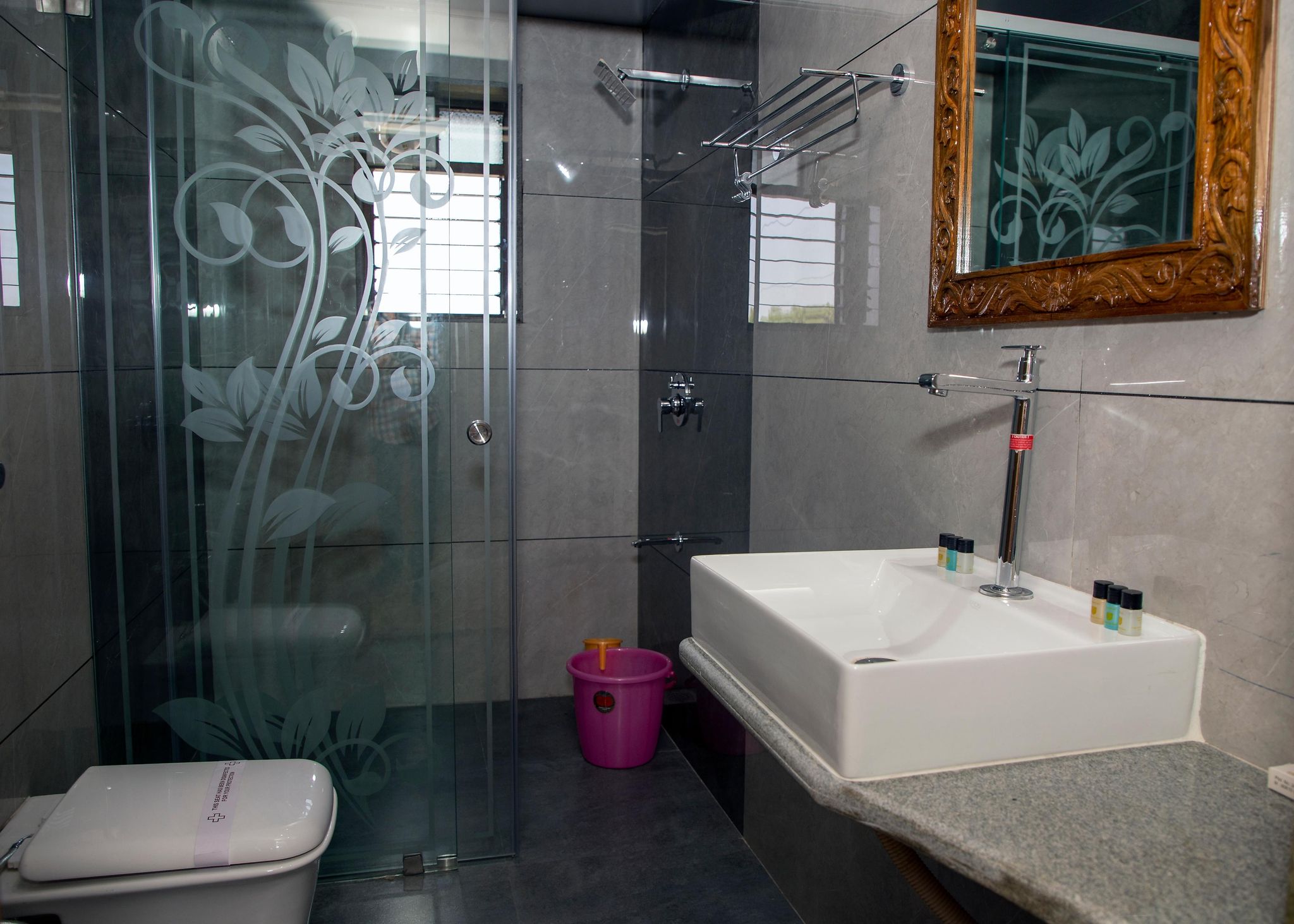 Bharti Villa Club and Resort Executive Deluxe Room 5