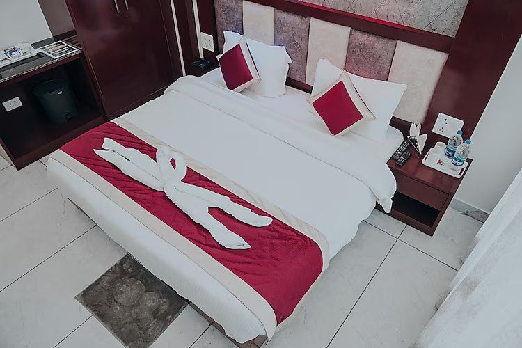 Hotel Vedant , Almora