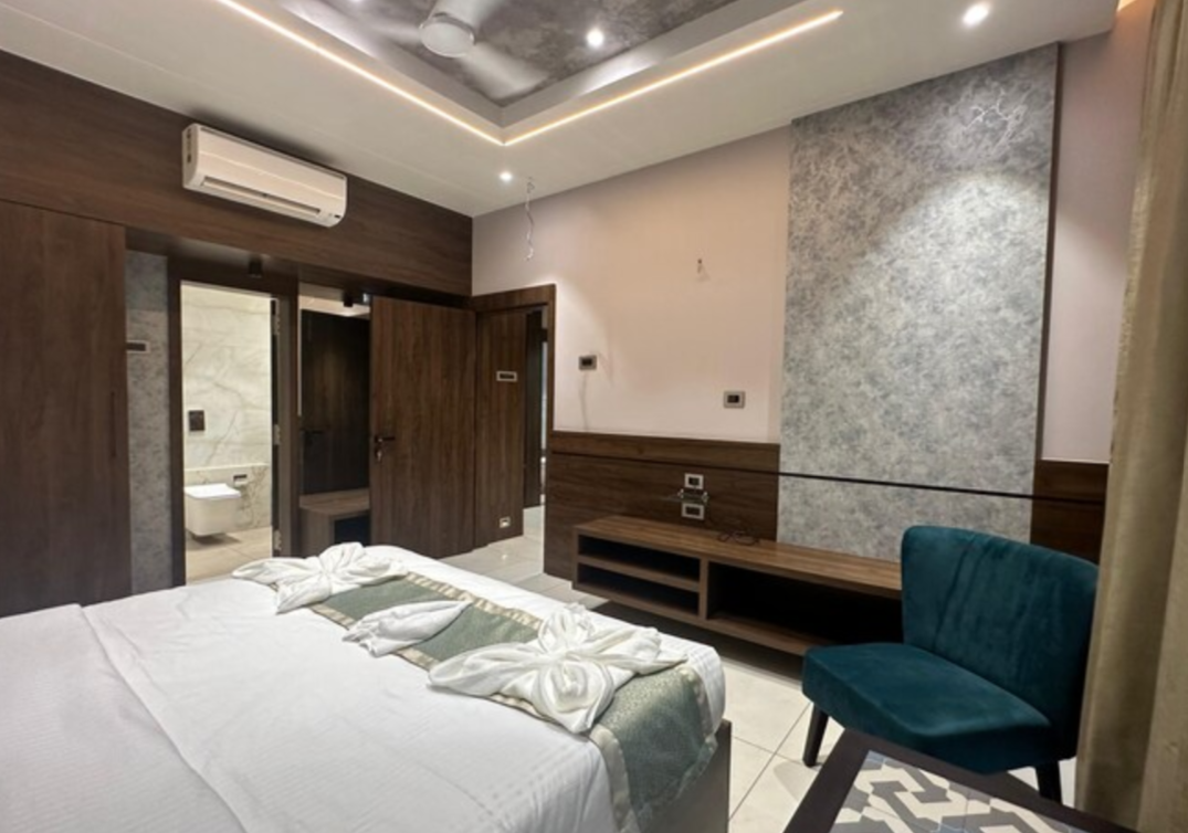 Golden Heritage Deluxe Room Ac 2