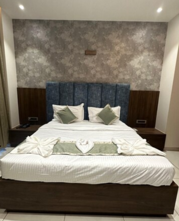 Golden Heritage Deluxe Room Ac 3