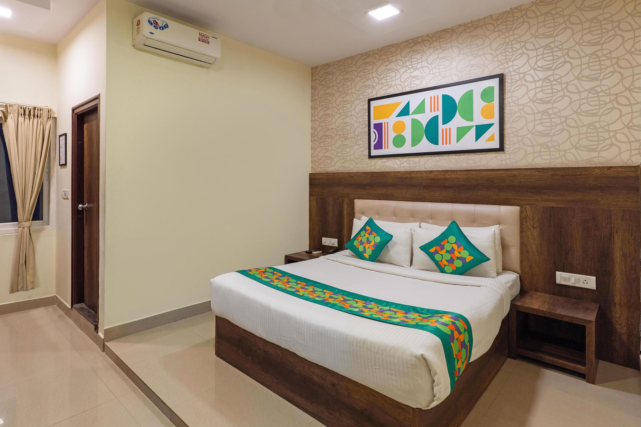 Treebo Cranberry Delight Standard Room