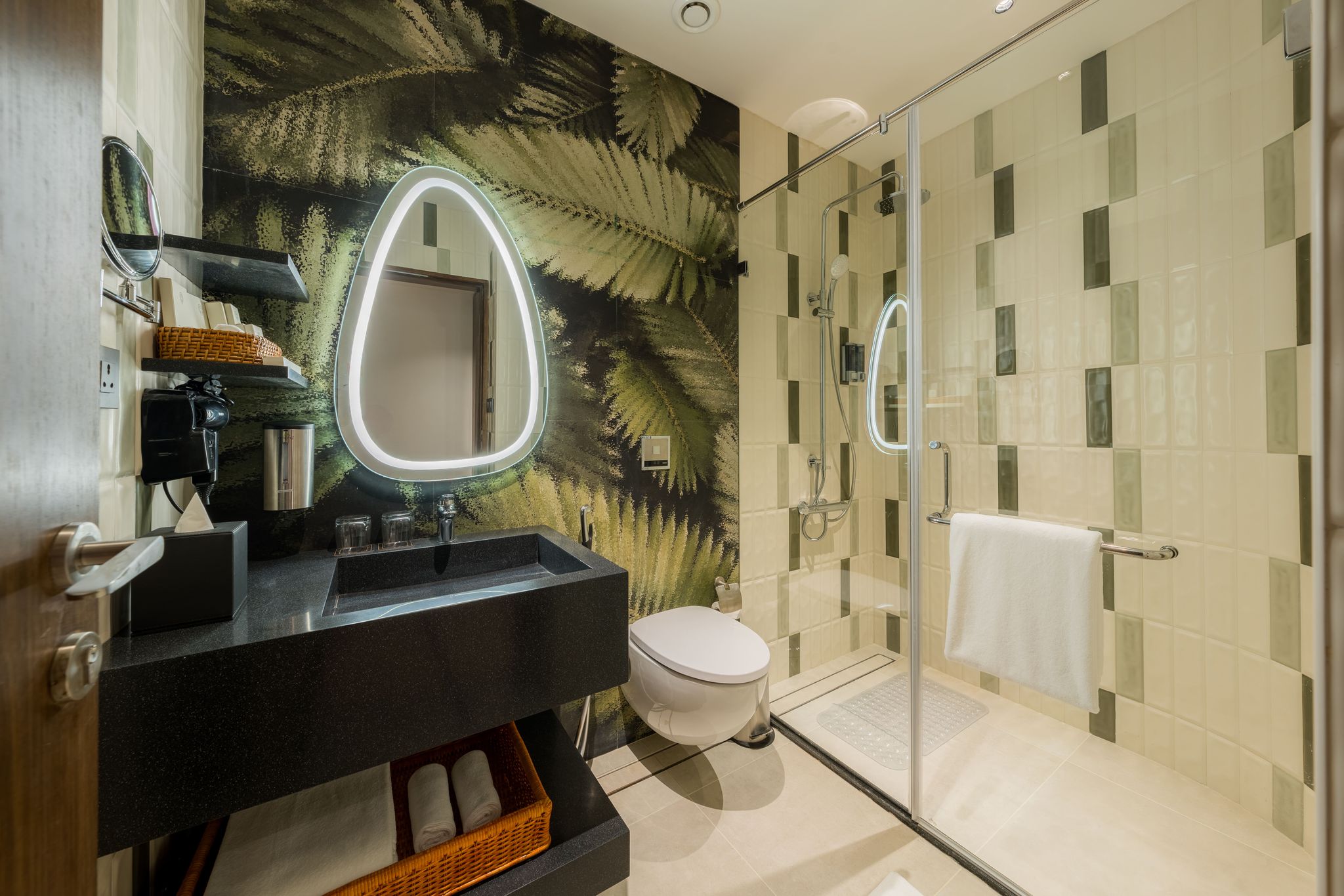 Deluxe - Room with Breakfast - 8 Hours Package