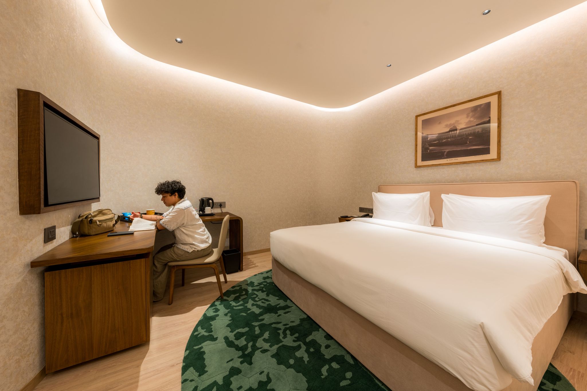 Deluxe - Room with Breakfast - 8 Hours Package