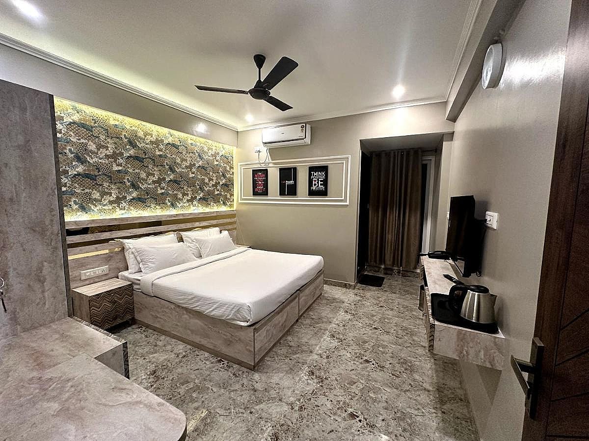 King Double Room With Balcony