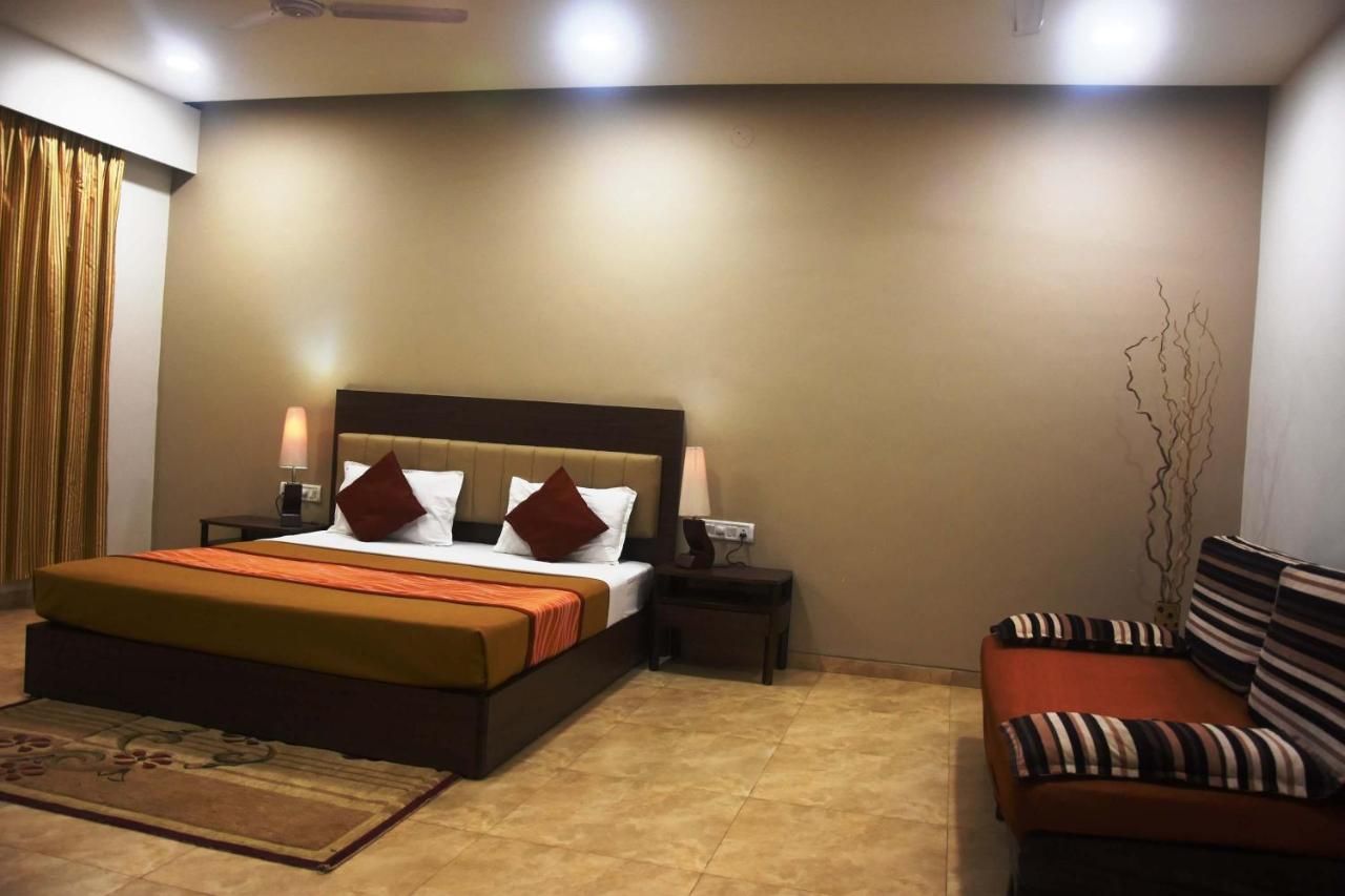  Dewdrops Boutique Retreat Executive A/c Room 2