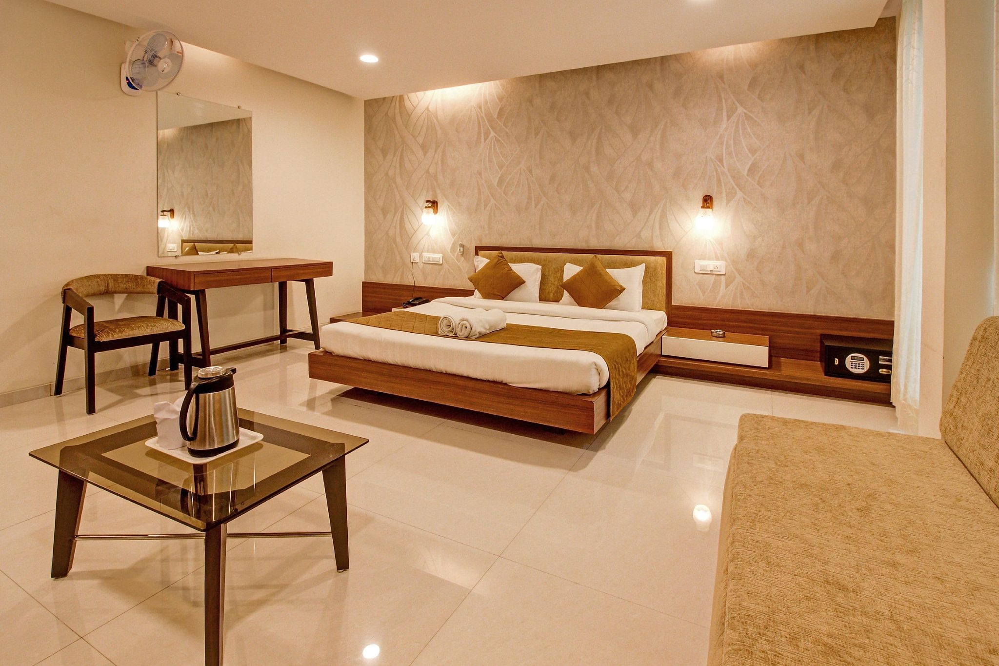 HOTEL DARSHAN INN Deluxe AC Room 10