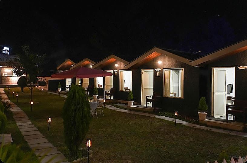 Hotel Aliste Manali 