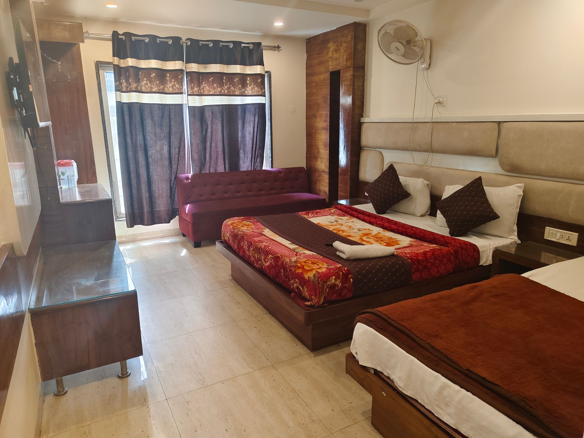 Family Large Three Bed Room