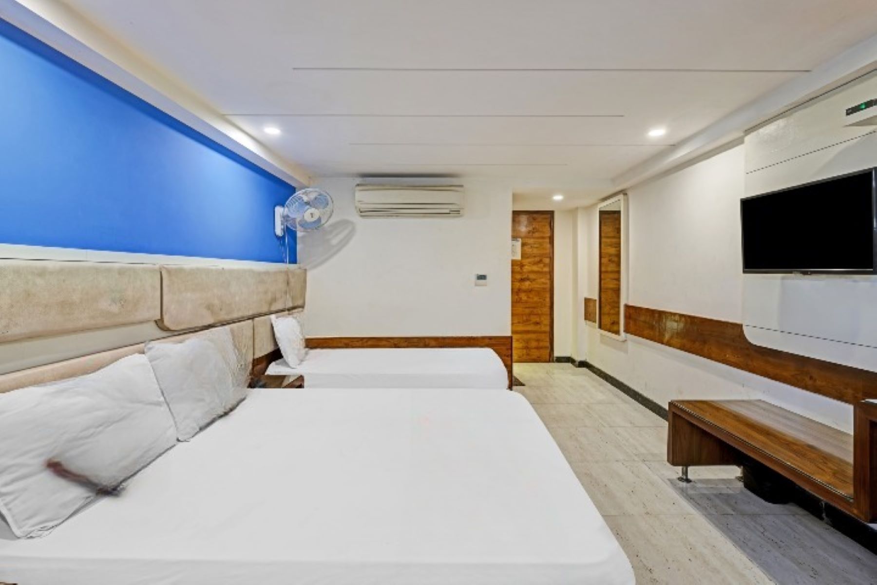 Family Large Three Bed Room