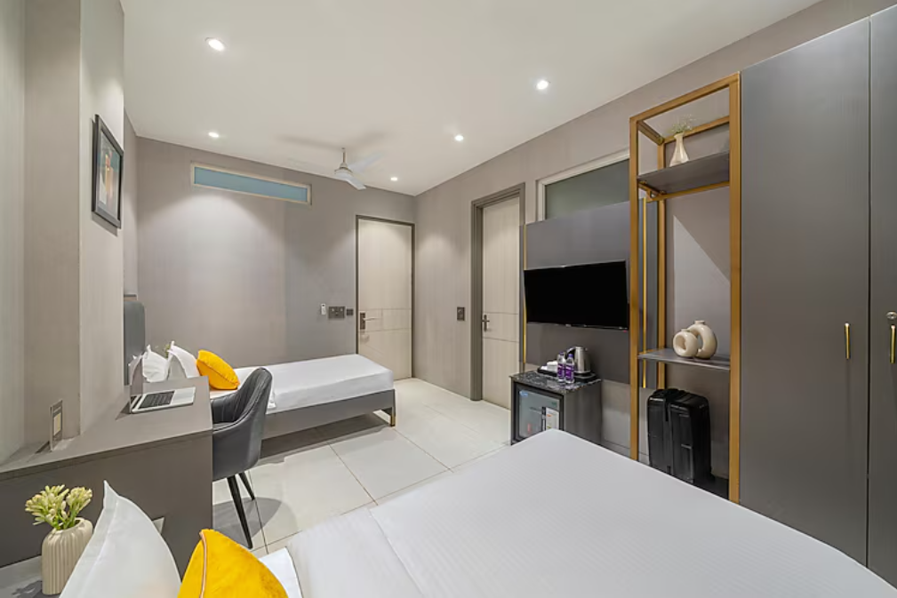 Deluxe Double or Twin Room - HI Speed WIFI