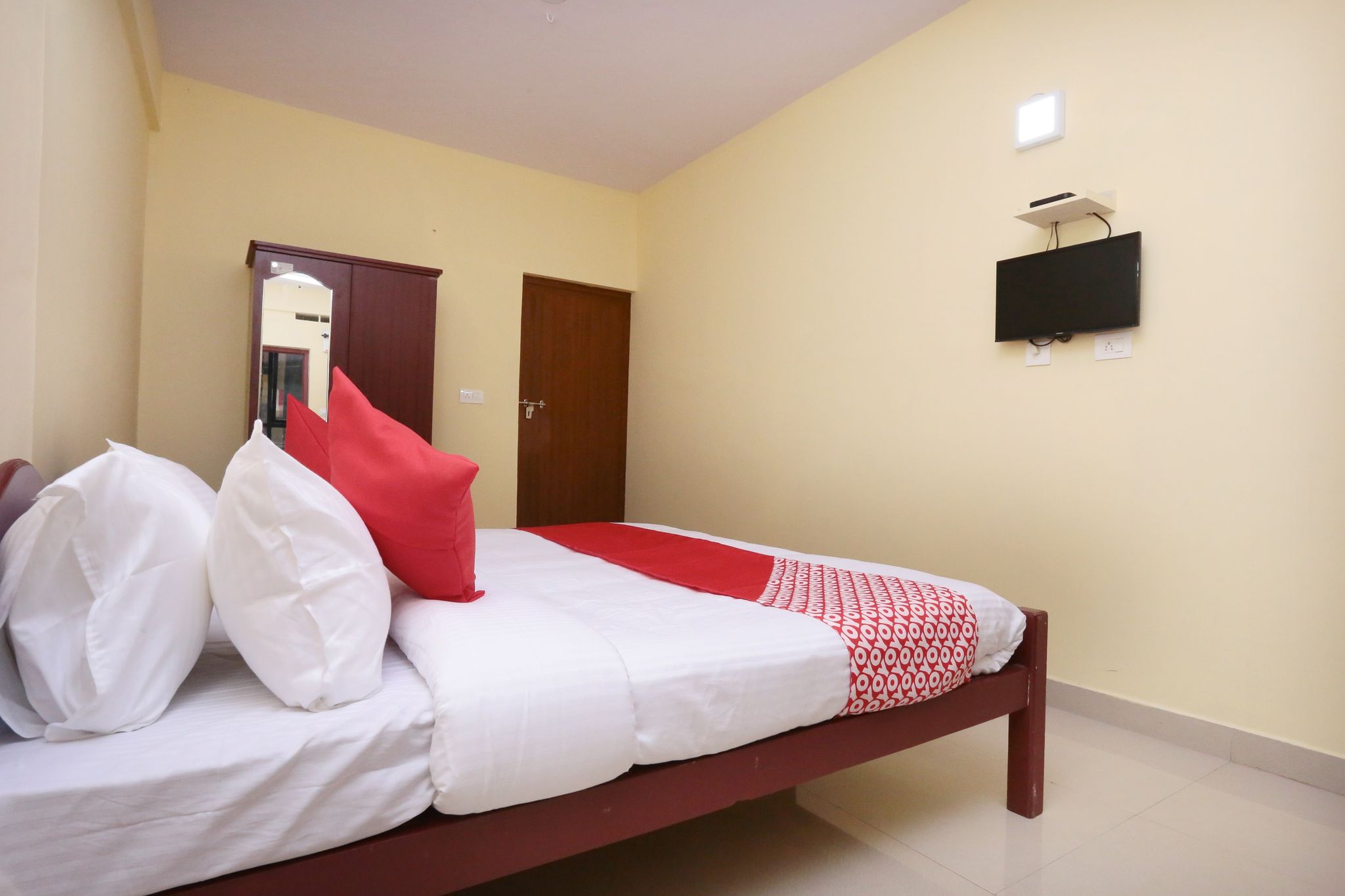 Super Hotel O Sultan Bathery formerly Bluevalley Classic 9