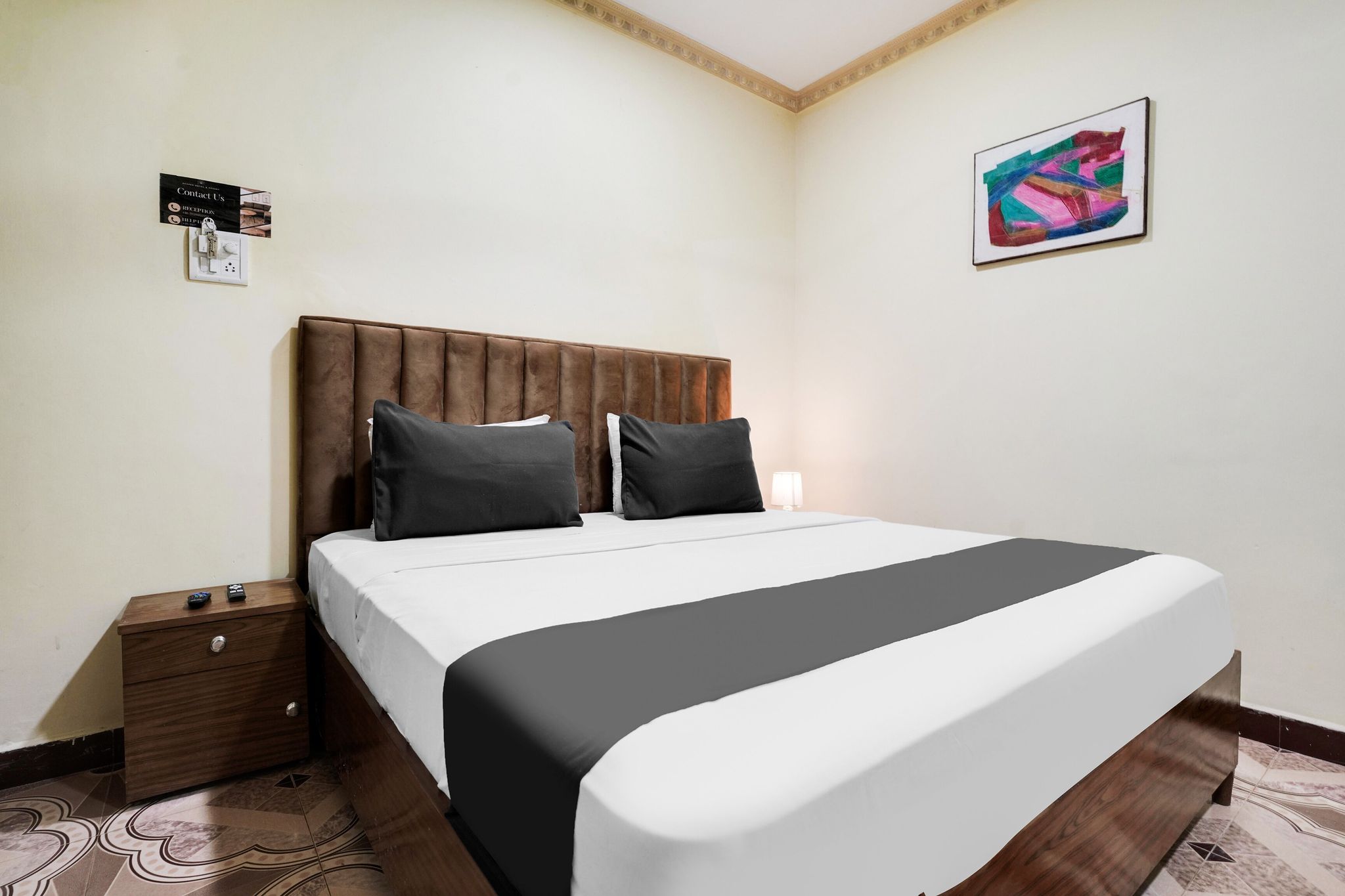 Collection O Calangute Classic 11