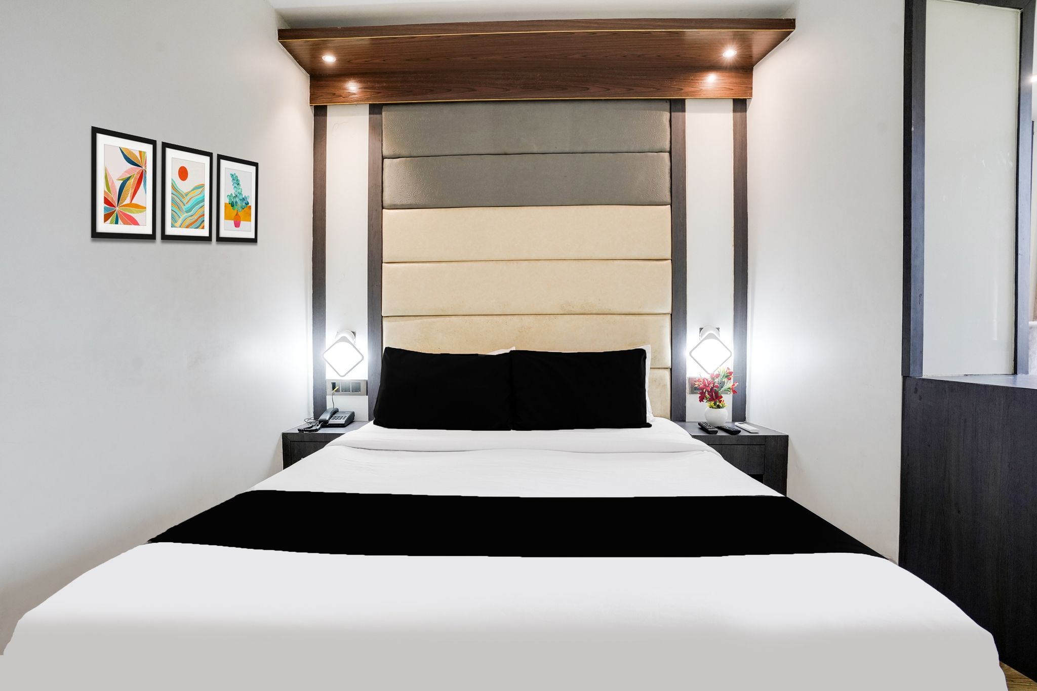 Super Collection O Andheri Near Western Express Highway