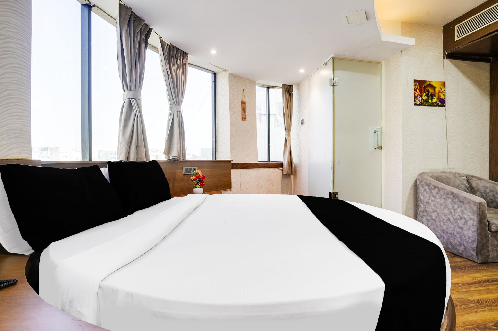 Super Collection O Andheri Near Western Express Highway