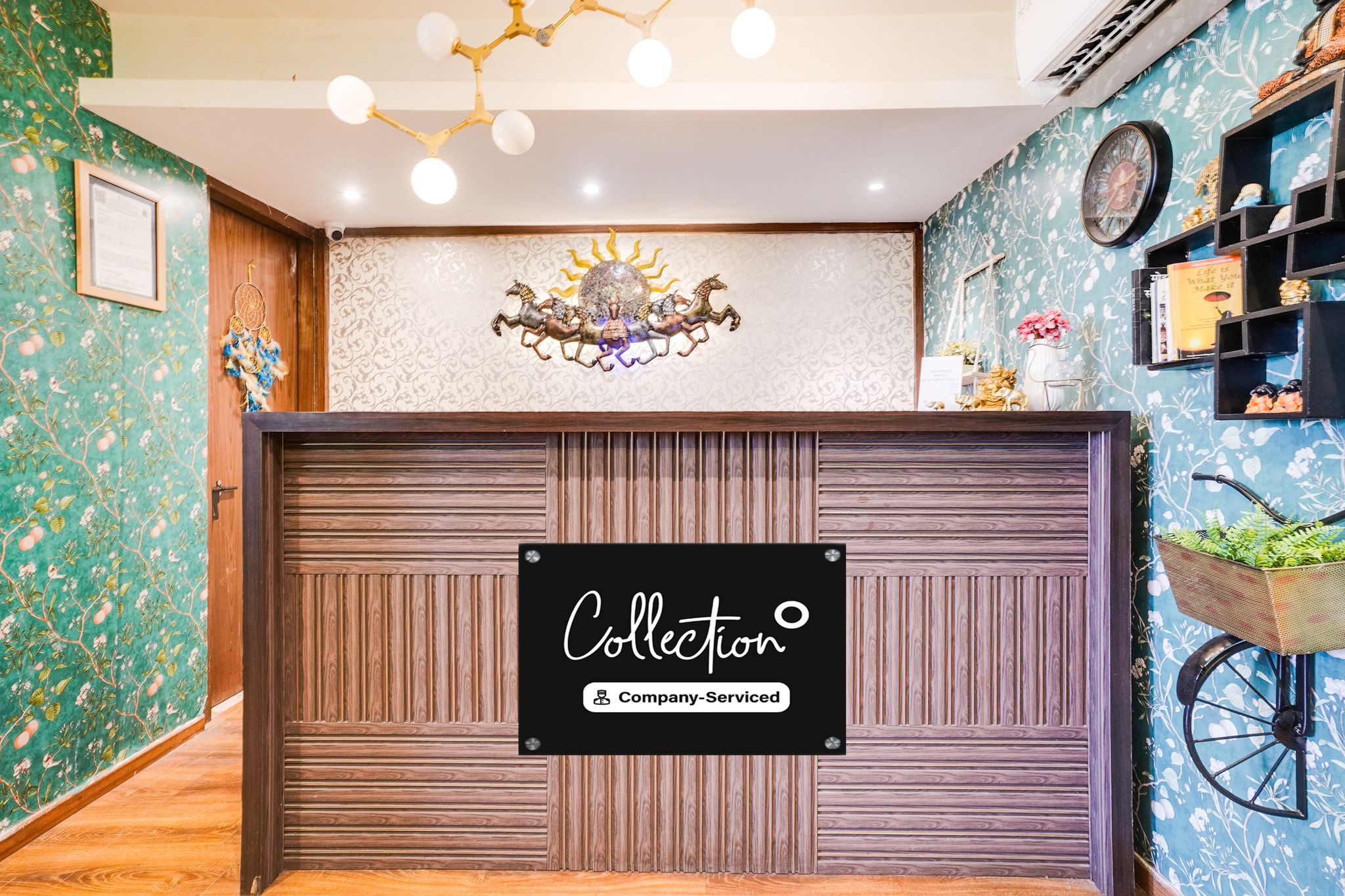 Super Collection O Andheri Near Western Express Highway