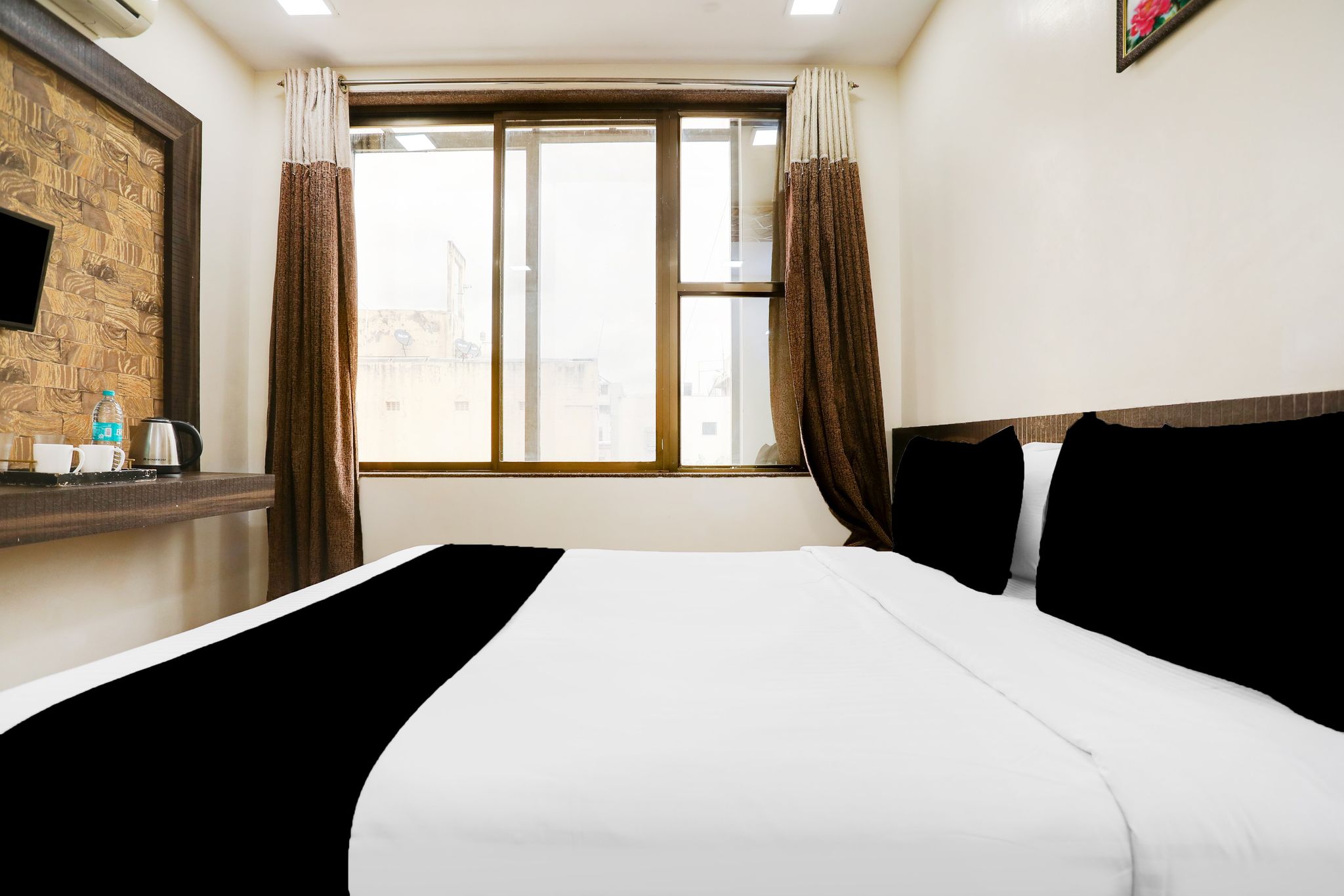 Hotel O Palkhi Road Near Sai Baba Temple Formerly Netra Sai Classic 11