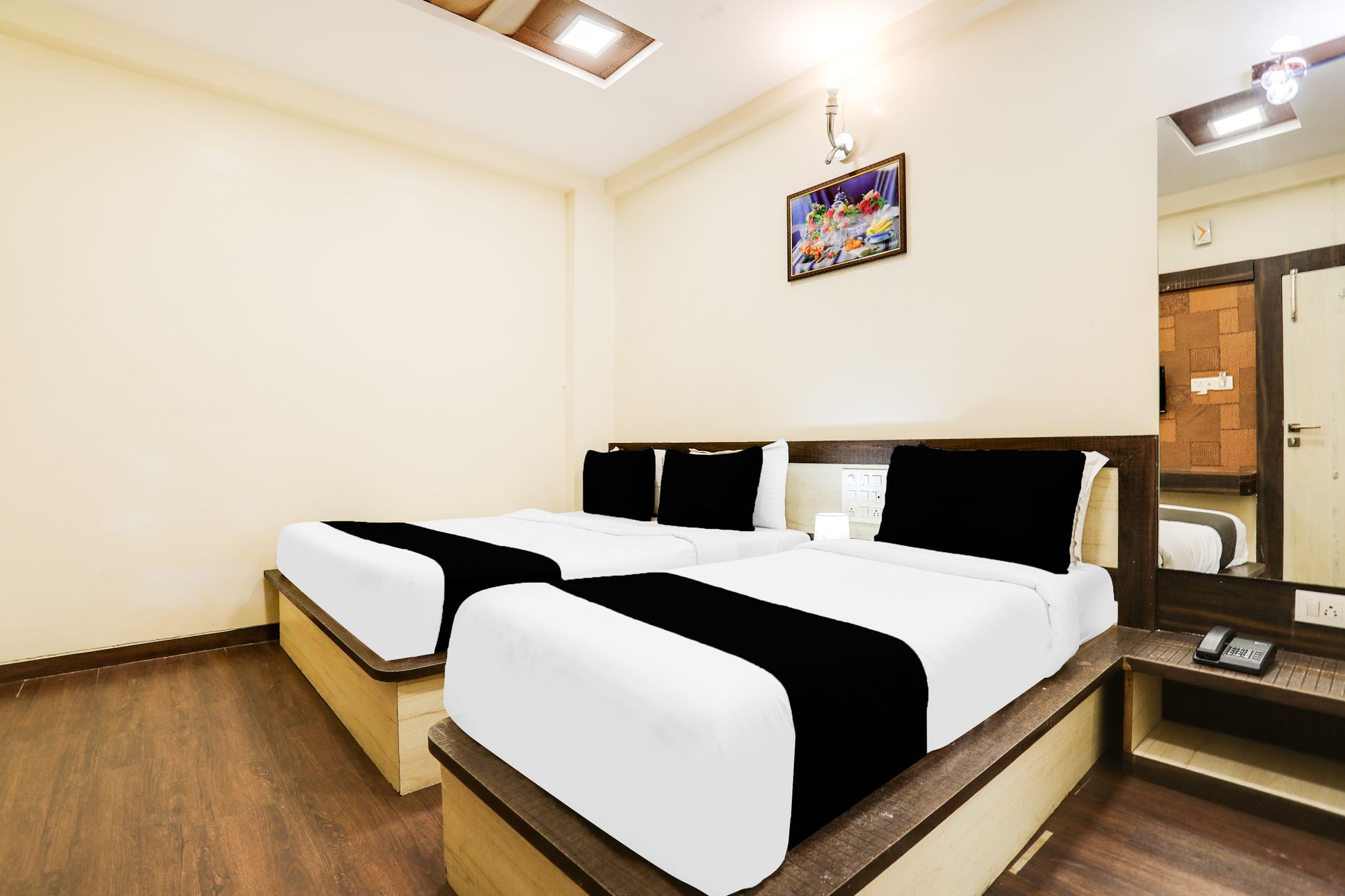 Hotel O Palkhi Road Near Sai Baba Temple Formerly Netra Sai Classic