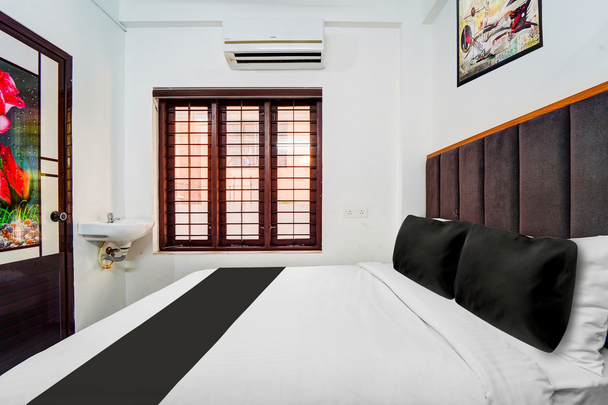 Super Hotel O Attukal Near Attakulangara Formerly Remya Residency Classic 3