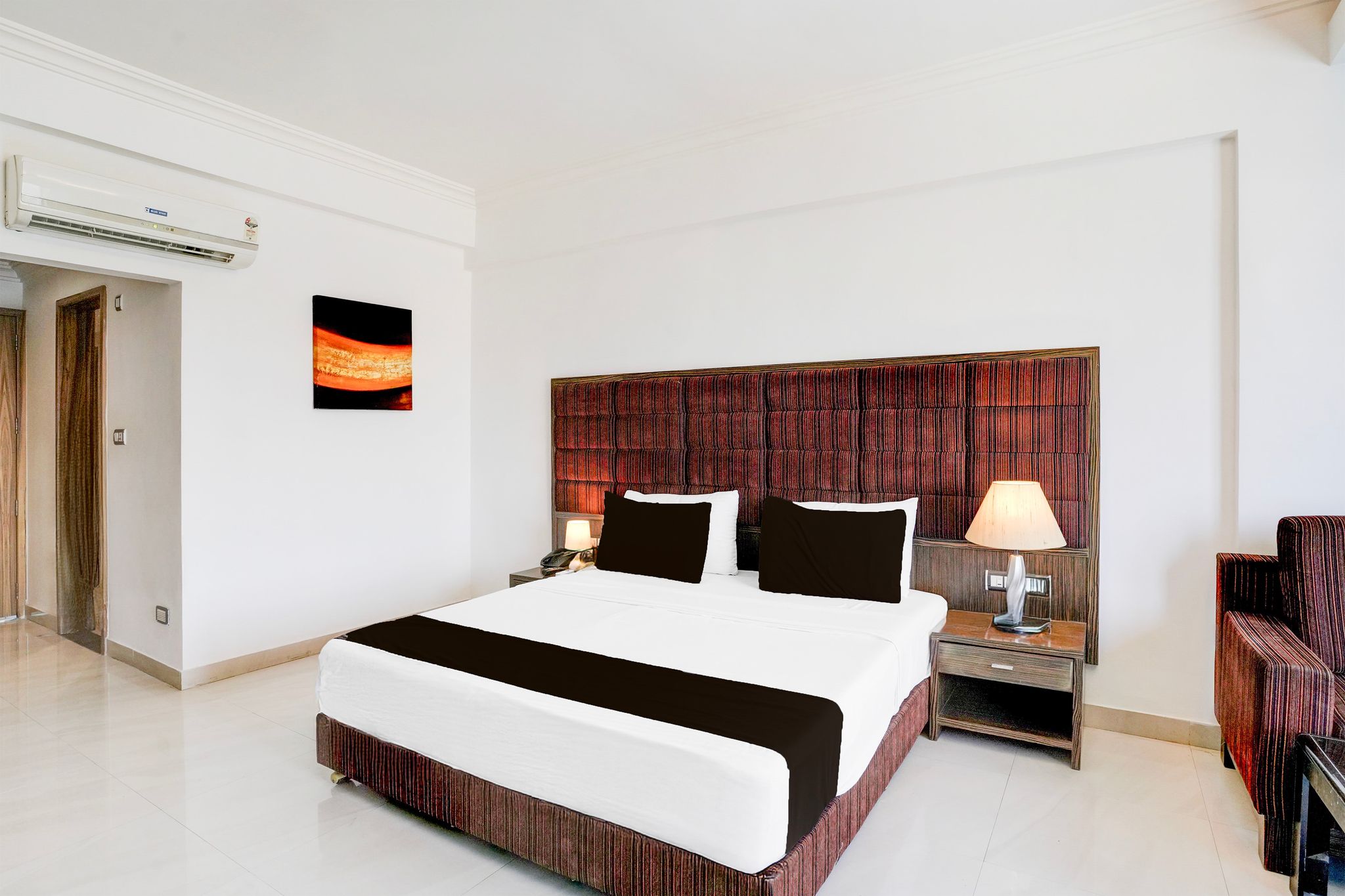 Townhouse Bharuch Near Railway Station Formerly Hotel Kohinoor Classic 11