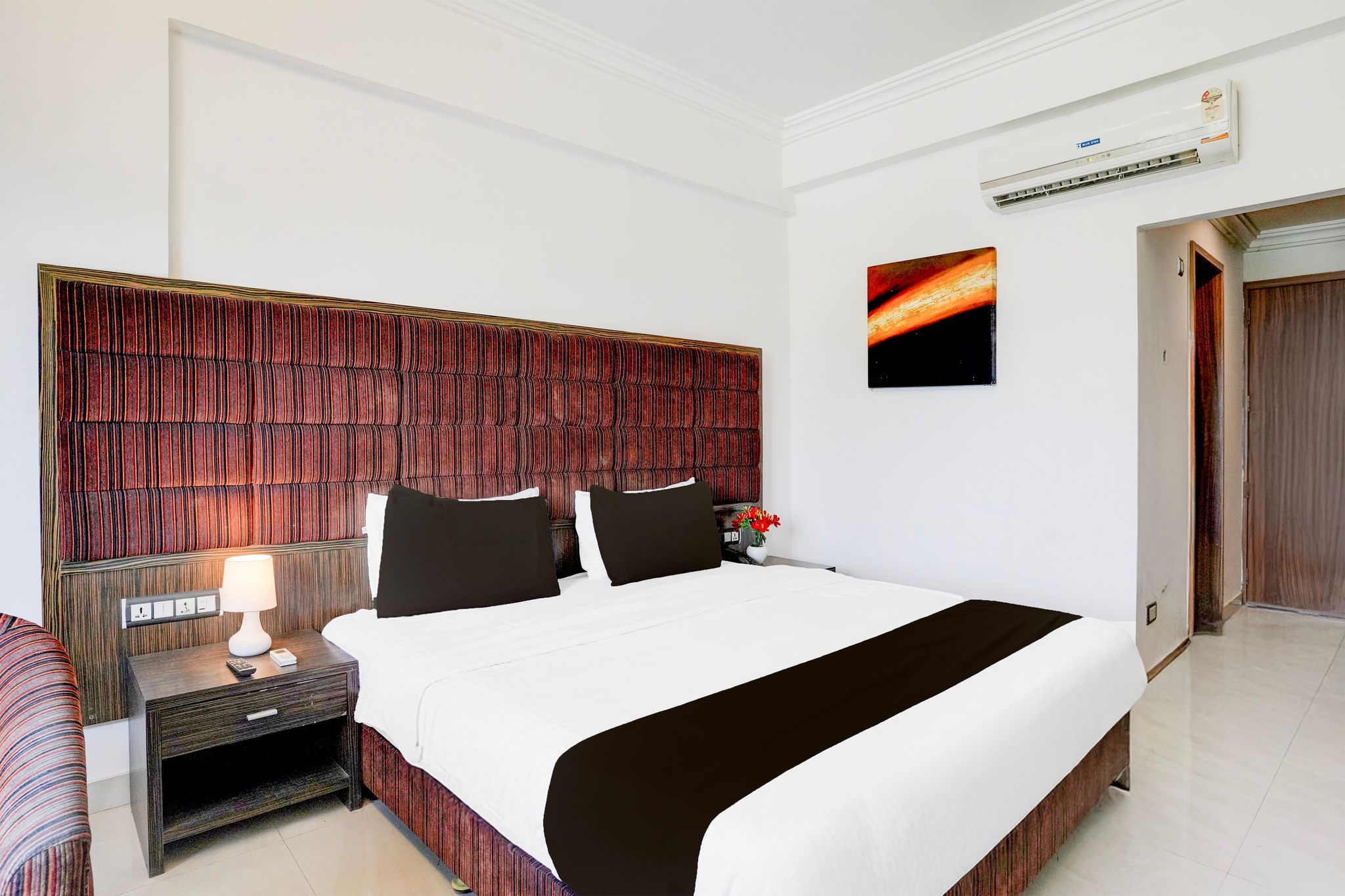 Townhouse Bharuch Near Railway Station Formerly Hotel Kohinoor Classic 14