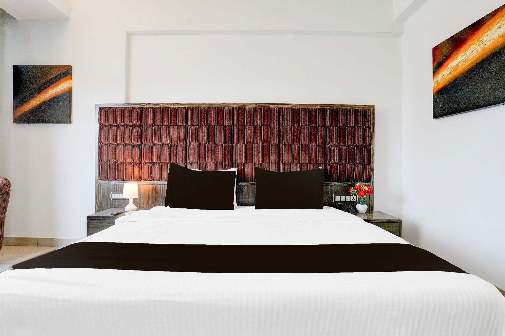 Townhouse Bharuch Near Railway Station Formerly Hotel Kohinoor Classic 9