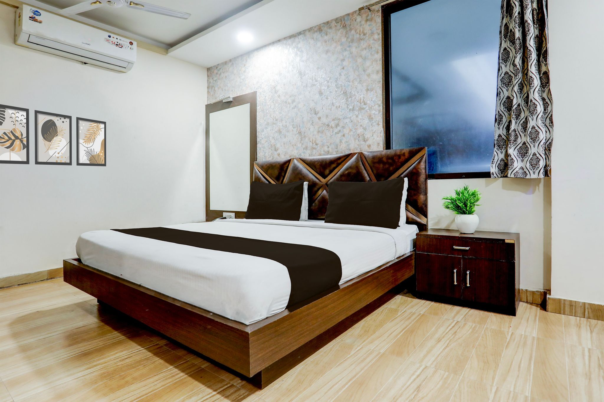 Super Collection O Kampoo Tiraha Road formerly Siddhi Vinayak Classic 14