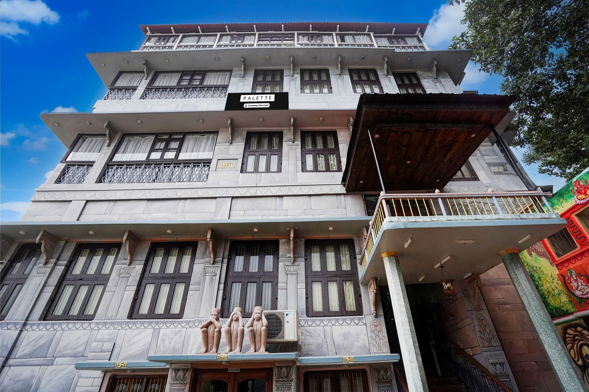 Palette by CheckIn Heritage Scindia Ghat