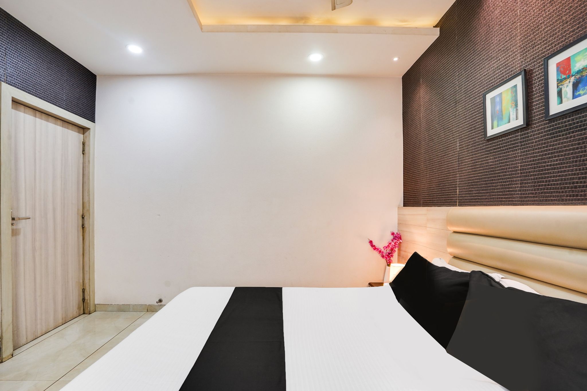 Super Townhouse Jhalawar Road Gumanpura Formerly Rockland Classic 13