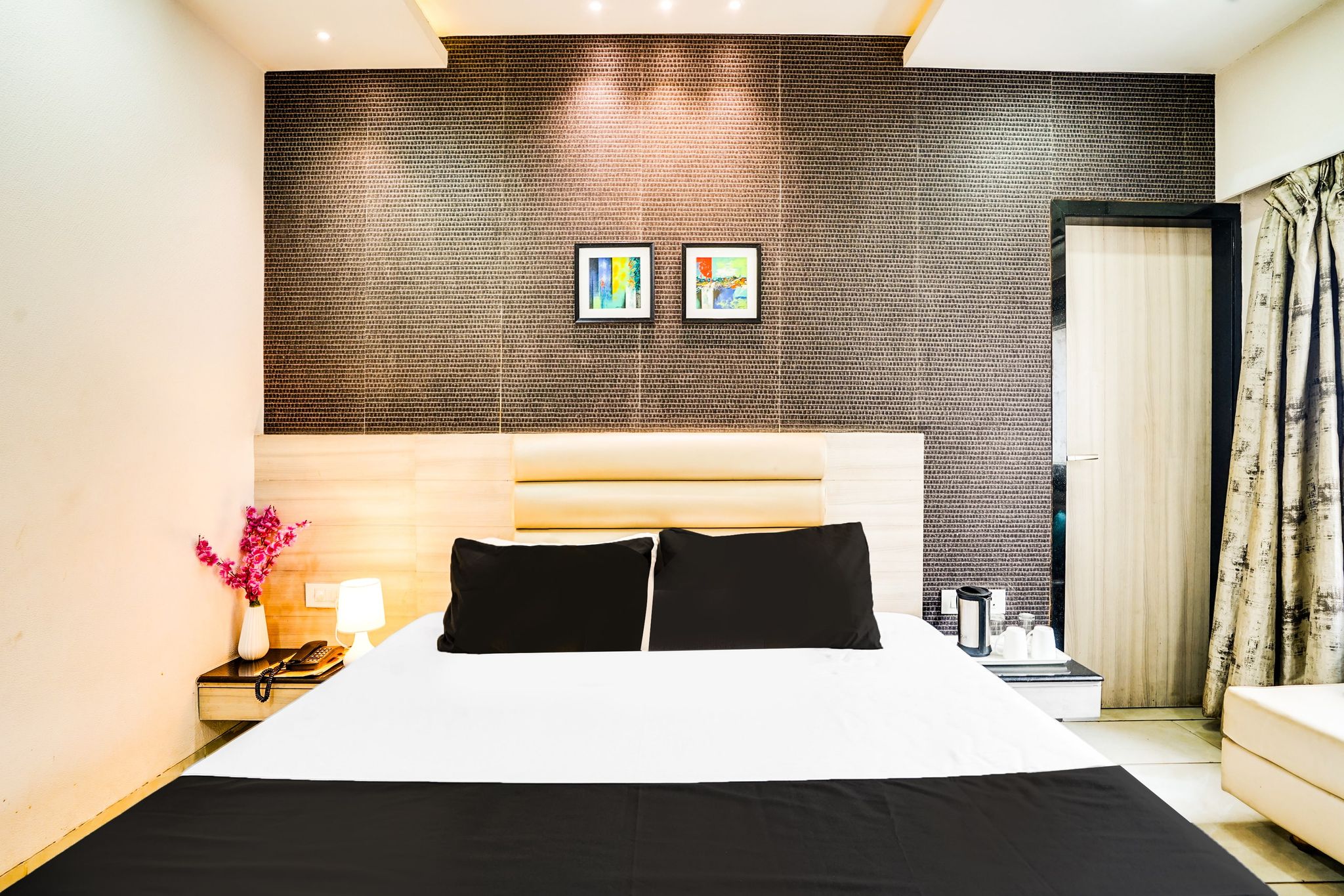 Super Townhouse Jhalawar Road Gumanpura Formerly Rockland Classic 11