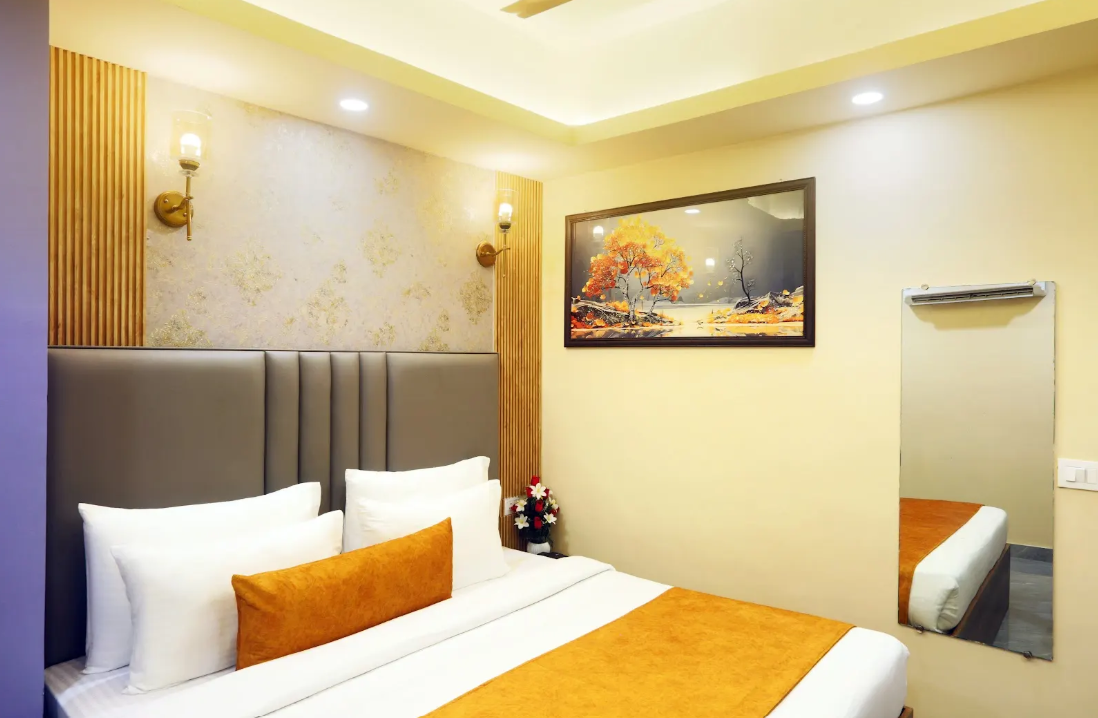 Hotel Mehak Palace By Aura Deluxe Room 7