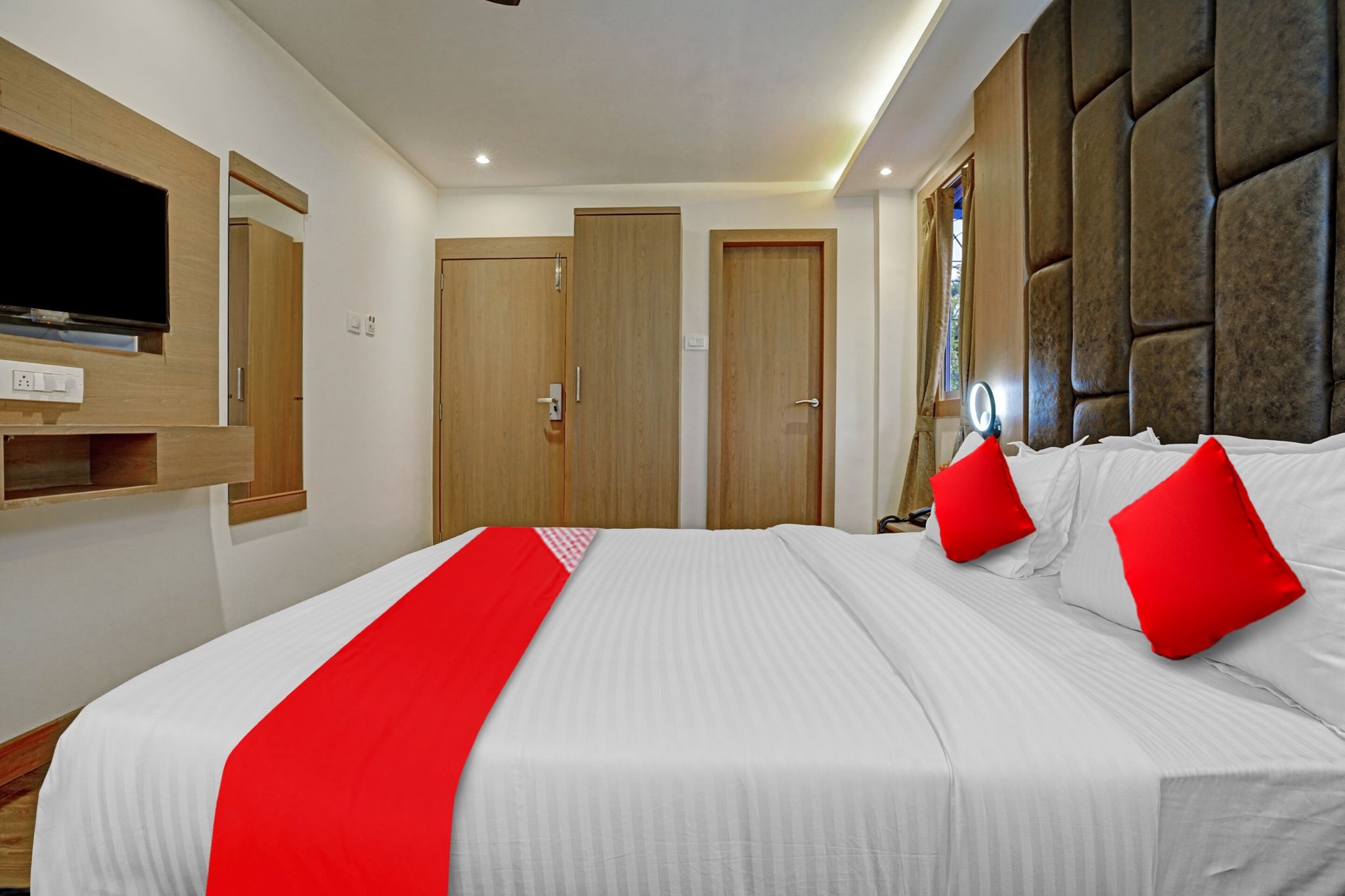 Super Hotel O Sunrise Suites Classic 3