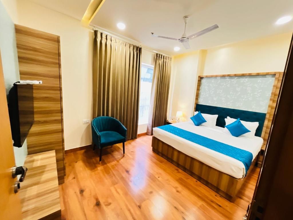 Hotel The Orchid Tree, Amritsar Deluxe King Room