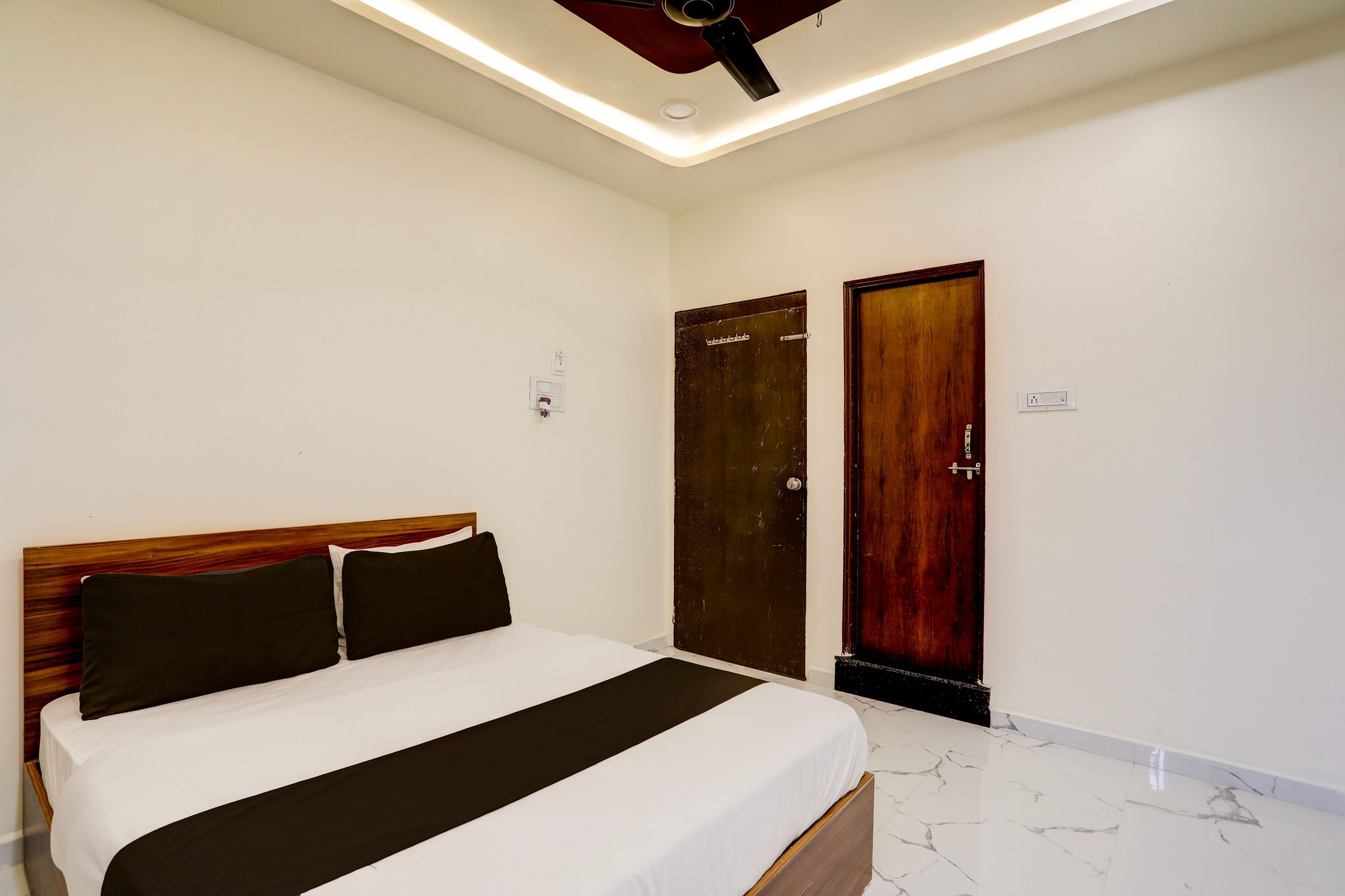 Hotel O highway blues Classic 14