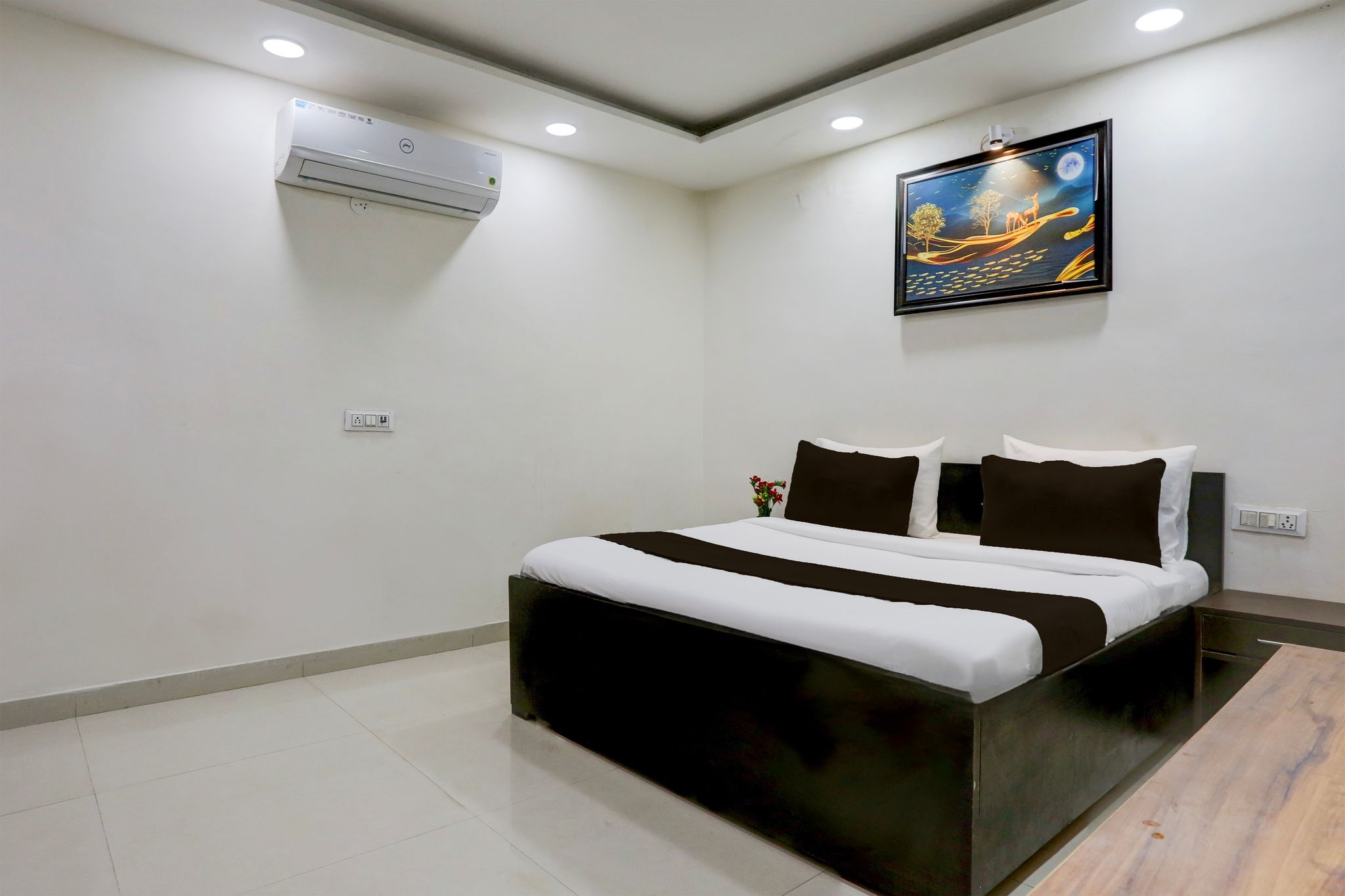 Super Hotel O Sector 25 Near Iskcon Temple Formerly Hotel Amazing House Classic 11