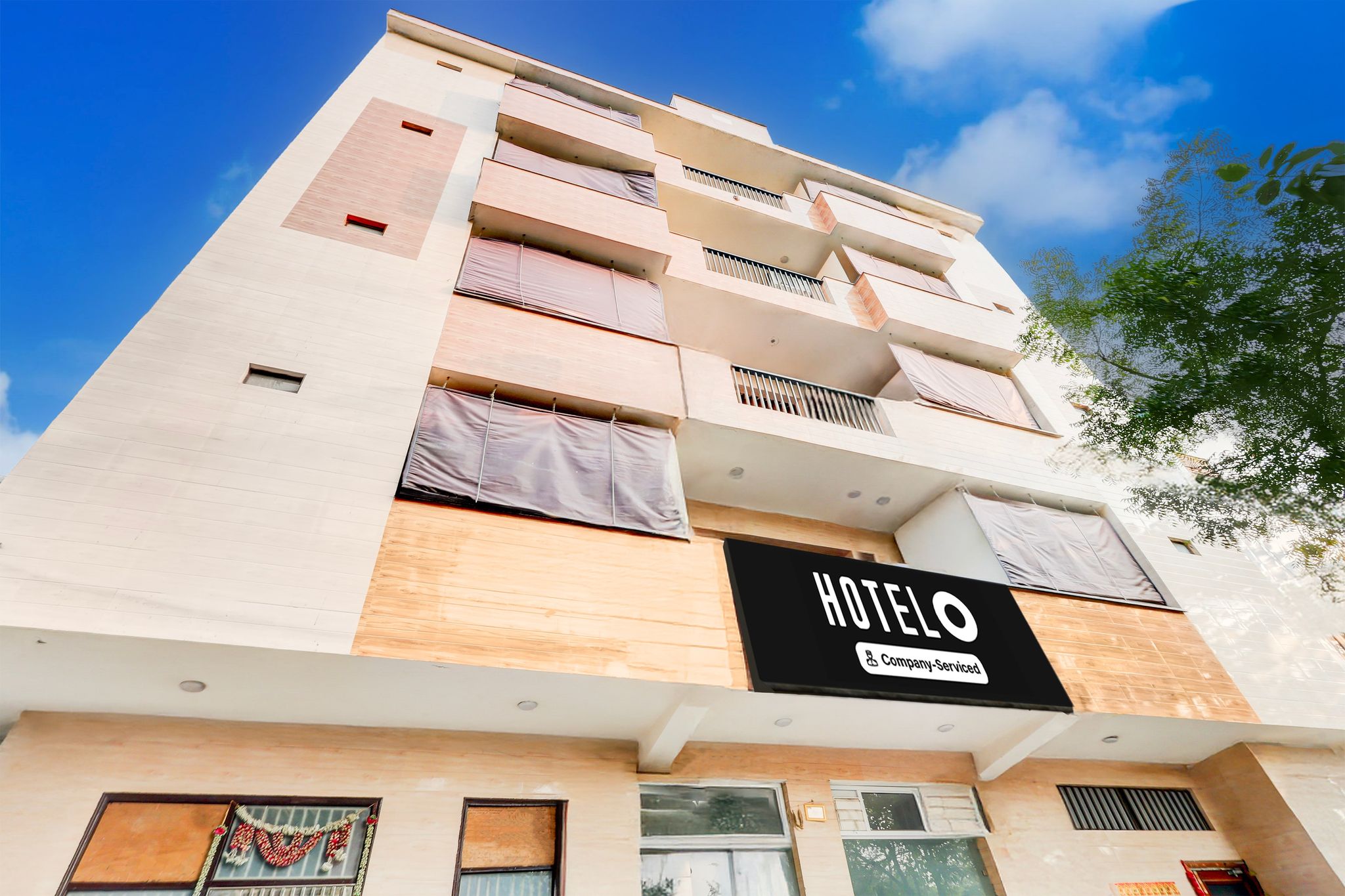 Super Hotel O Sector 25 Near Iskcon Temple Formerly Hotel Amazing House