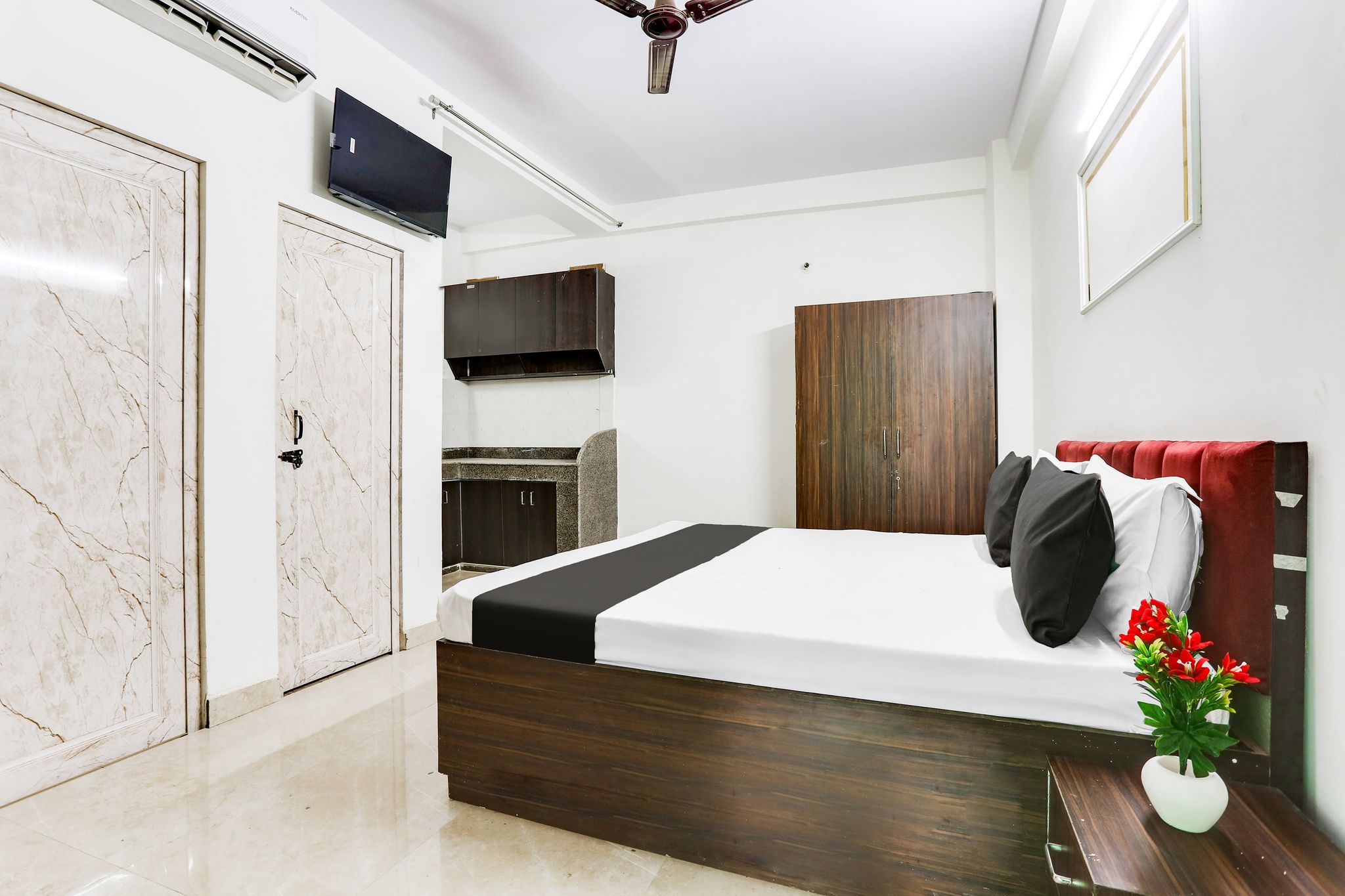 Hotel O LOVE HEAVEN REGENCY Classic