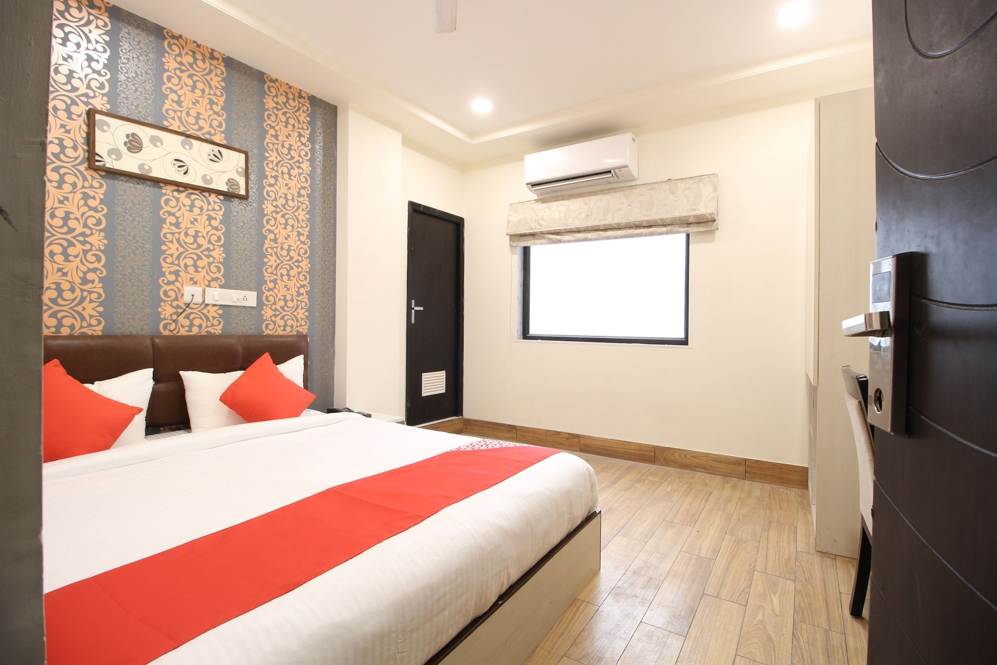 Collection O Vijay Palace Classic 10