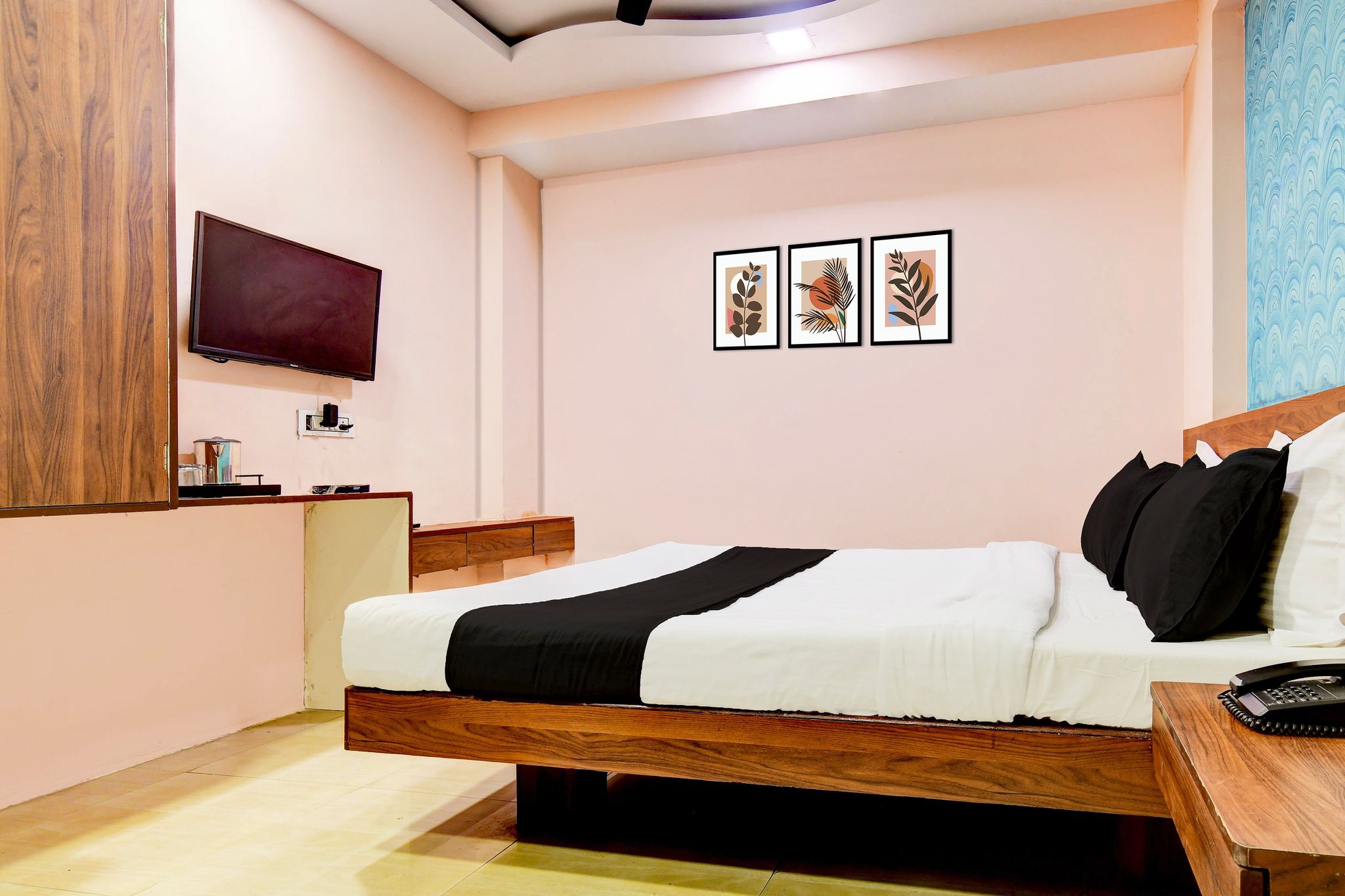 Hotel O SVL Inn Classic 8